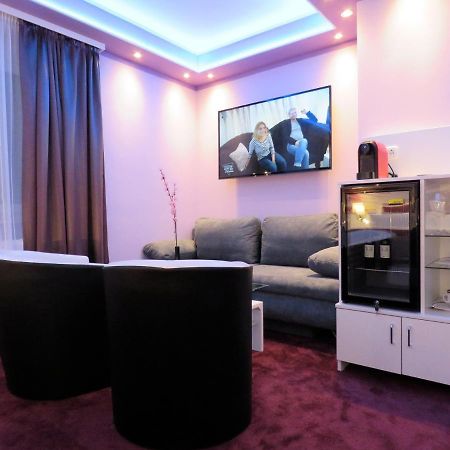 Hotel Residenz Hoessinger Karlstetten ภายนอก รูปภาพ