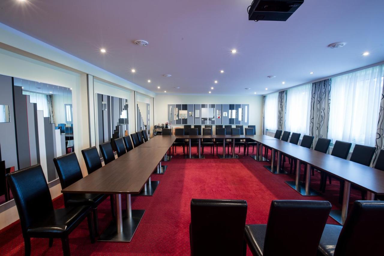 Hotel Residenz Hoessinger Karlstetten ภายนอก รูปภาพ