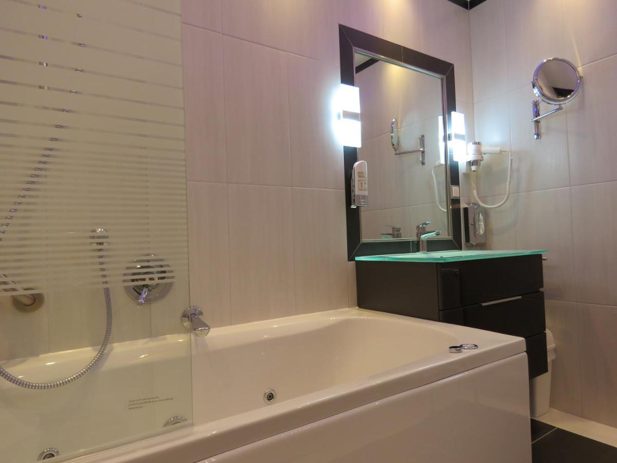 Hotel Residenz Hoessinger Karlstetten ภายนอก รูปภาพ