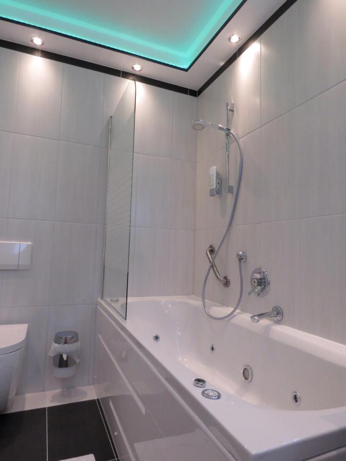 Hotel Residenz Hoessinger Karlstetten ภายนอก รูปภาพ